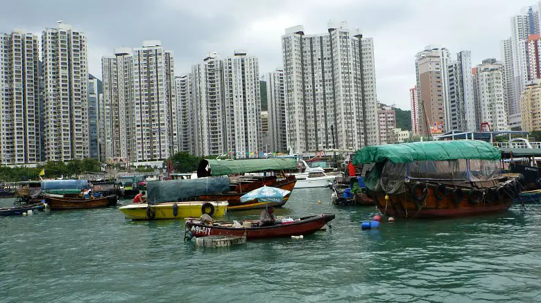 Hong Kong Travel: Aberdeen Harbour Sampans Hong Kong Travel: Aberdeen Harbour Sampans