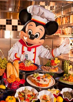 Character Dining at Chef Mickey