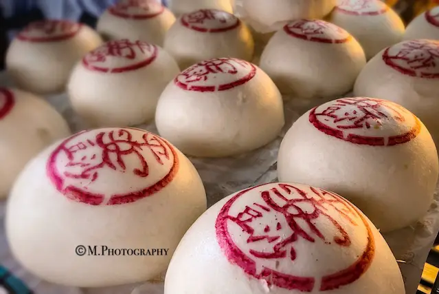 Cheung Chau Bun Festival Bun Vendor