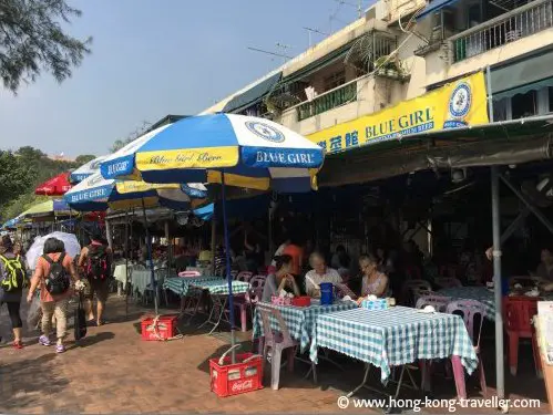 Outdoor cafes in Cheung Chau