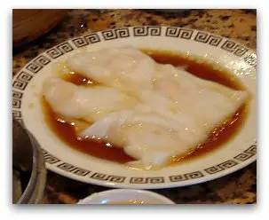 Dim Sum Types: Rice Wraps with Shrimp Dim Sum Types: Rice Wraps with Shrimp