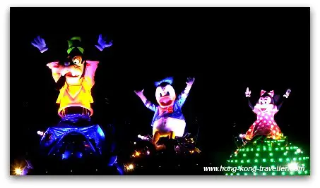 Disney Paint the Night Parade: Goofy, Donald, Minnie