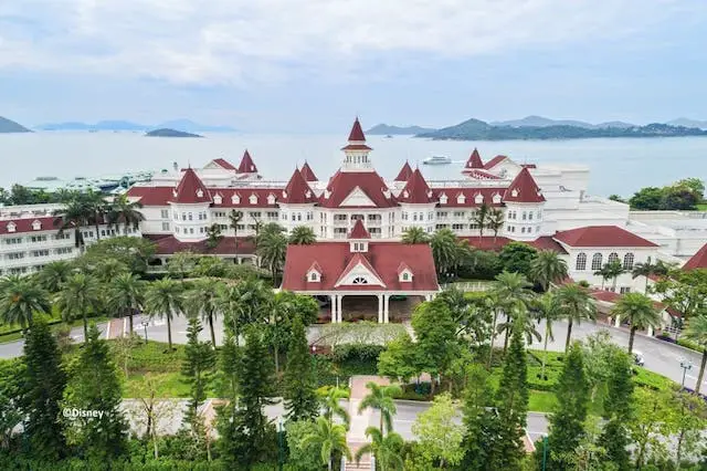 Hong Kong Disneyland Hotel