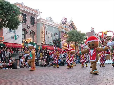 Hong Kong Disneyland Christmas Parade