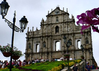 Hong Kong Day Trips: Macau