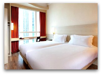 Cheap Hotels in Hong Kong: 