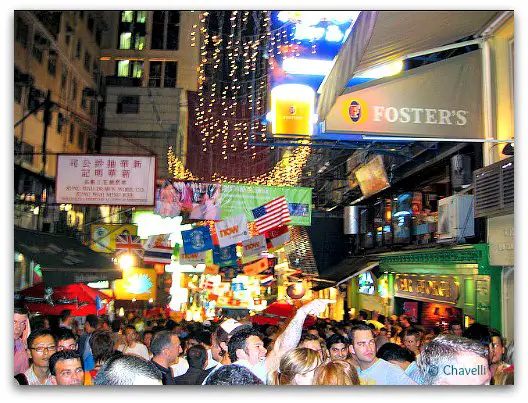 Hong Kong Neighborhoods: SoHo Bars and Restaurants