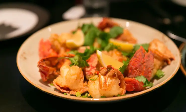 Hong Kong Seafood: Lobster a great favorite