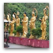 Hong Kong Temples:Ten Thousand Buddha Monastery