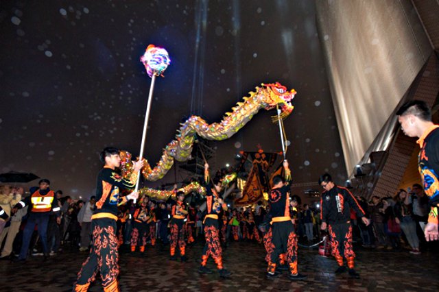 Chinese Lantern Festival Hong Kong Dragon Parade
