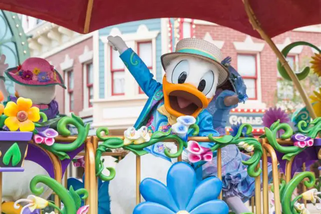 Donald Duck at Hong Kong Disney Spring Carnival