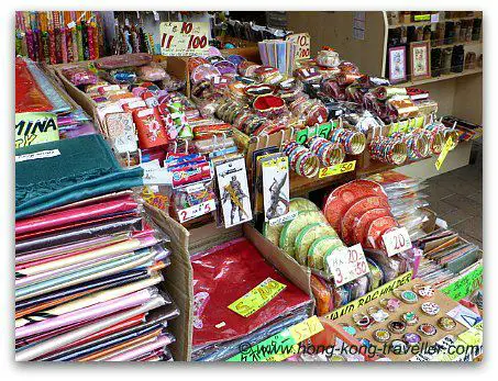 Stanley market - shopping for souvenirs