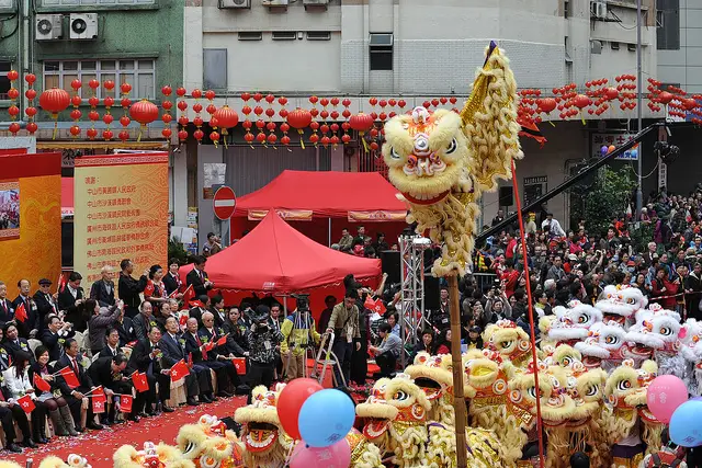 Tai Kok Tsui Temple Fair 18 Dancing Lions